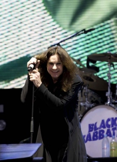 Black Sabbath 6932.jpg
